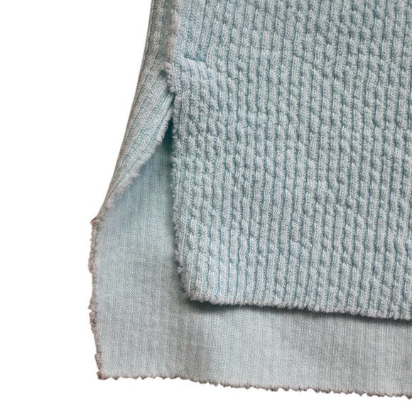 AERIE Wonder light blue textured sweatshirt women’s junior size small - Picture 10 of 17